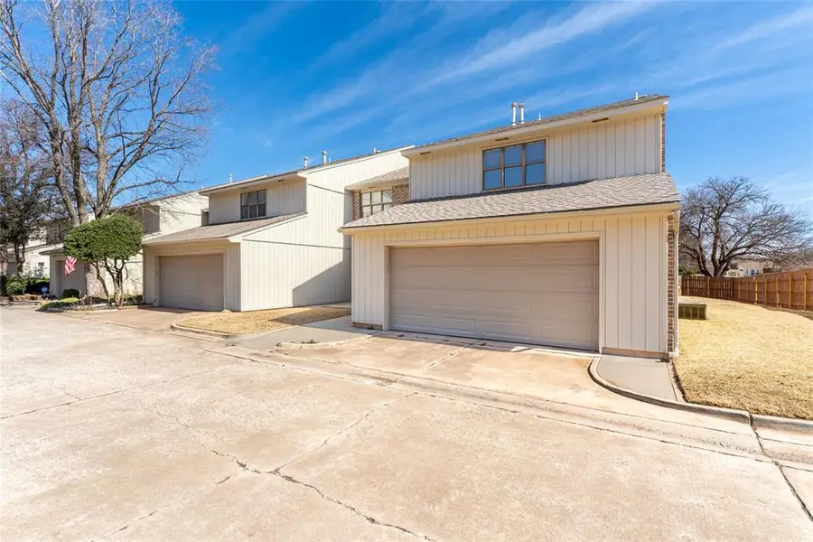 1011 Mockingbird Lane, Clinton, OK 73601 - #3