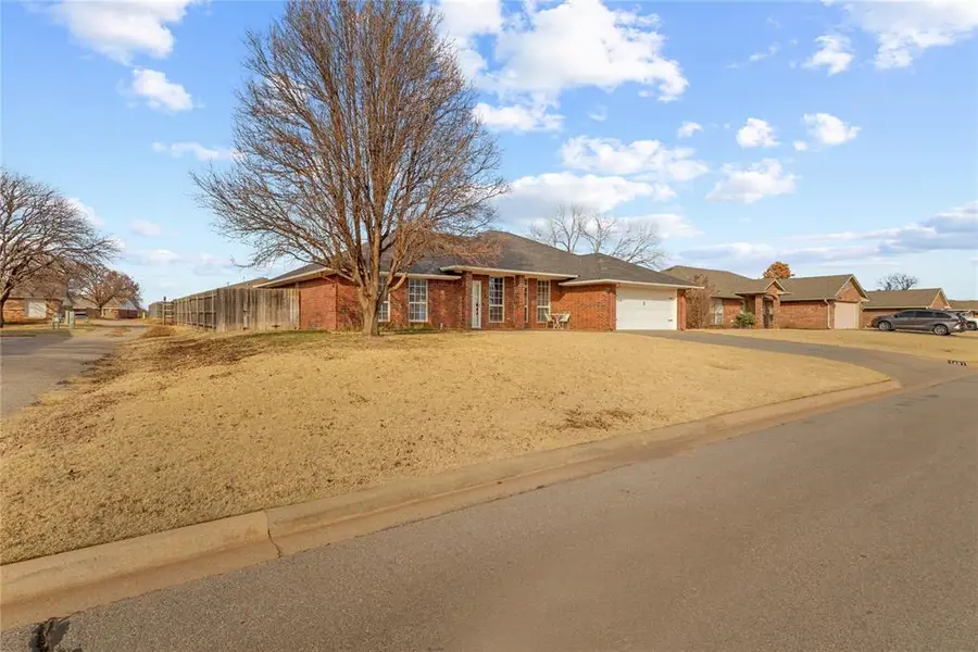 1401 Steiner Road, Weatherford, OK 73096 - #2