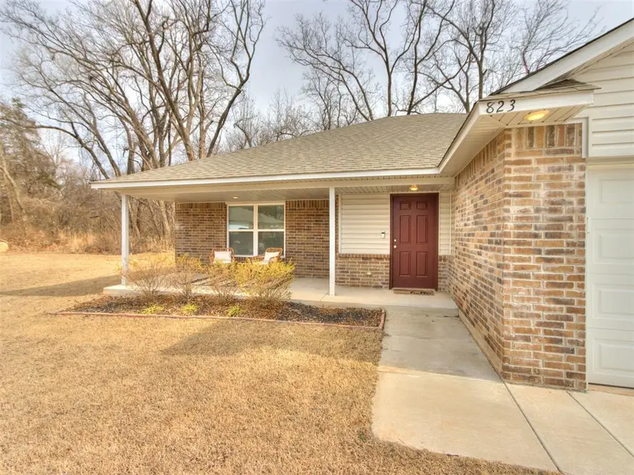 823 Highgarden Circle, Noble, OK 73068 - #2
