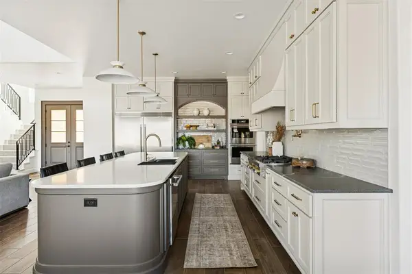 3340 Somerset Farms Road, Newalla, OK 74587