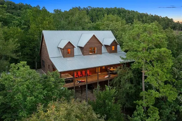 708 Split Creek Lane, Broken Bow, OK 74728