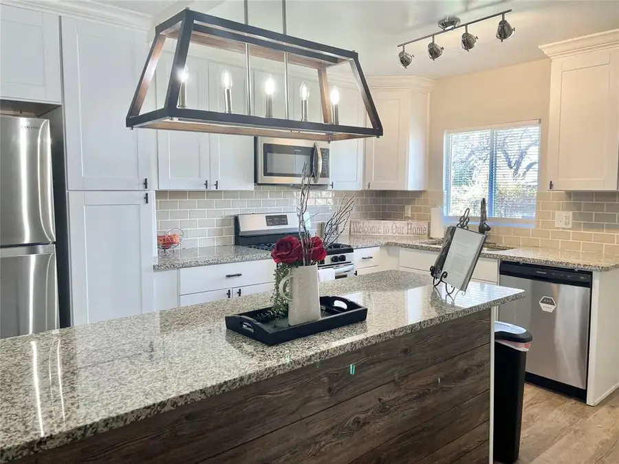 4711 N Grove Avenue, Warr Acres, OK 73122 - #3