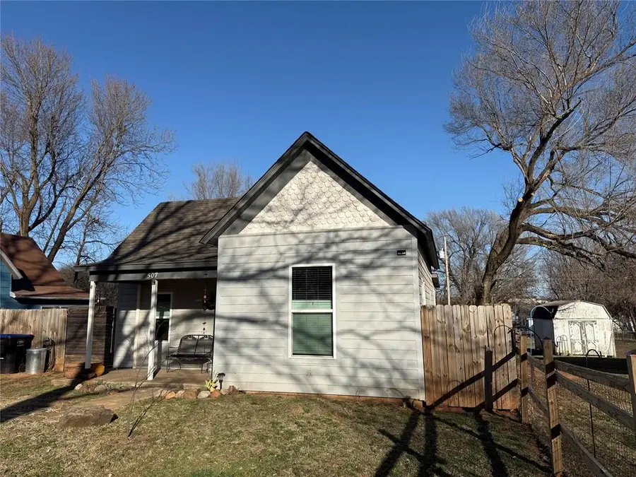507 S 6th St., Noble, OK 73068 - #2