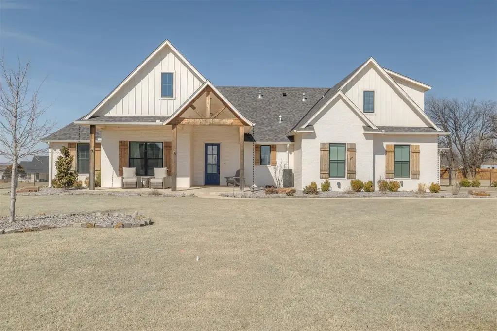 10000 Woodland Way, Edmond, OK 73025 - #1