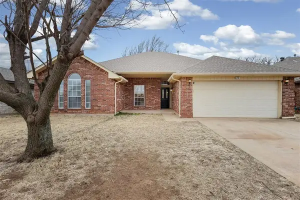 713 Cactus Court, Yukon, OK 73099