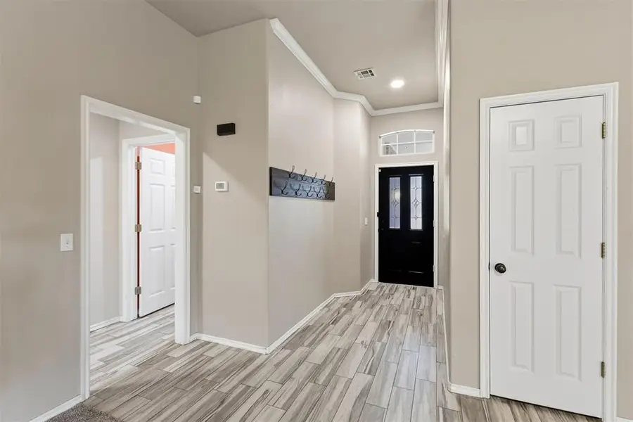 713 Cactus Court, Yukon, OK 73099 - #2