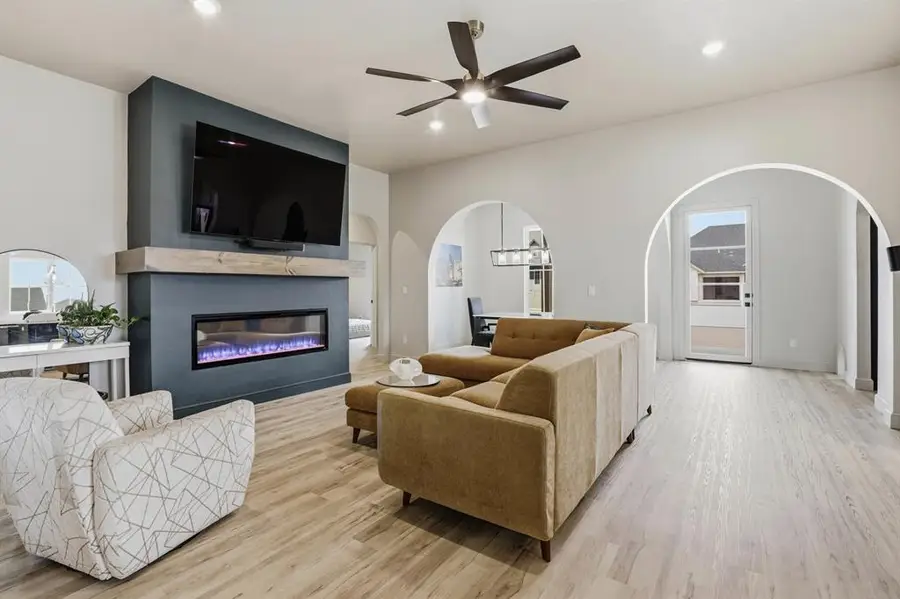 11524 NW 103rd Street, Yukon, OK 73099 - #3