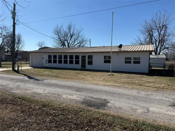 122 Meadowlark Lane, Fort Cobb, OK 73038