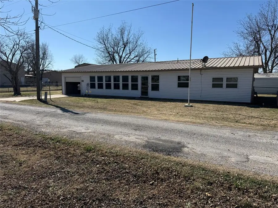 122 Meadowlark Lane, Fort Cobb, OK 73038 - #2