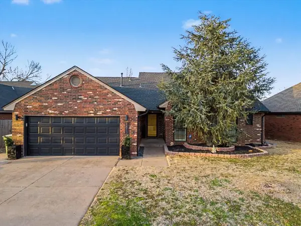1813 Victoria Drive, Edmond, OK 73003