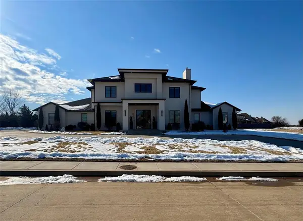 6301 Gold Cypress Drive, Edmond, OK 73025