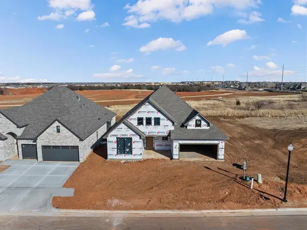 19324 S Country Drive, Edmond, OK 73012