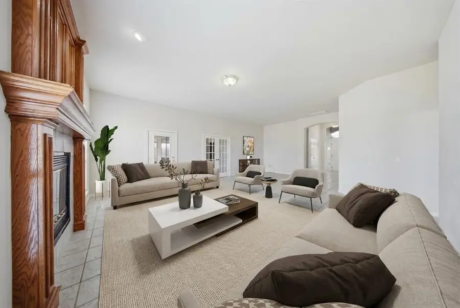 6408 Sandlewood Drive, Oklahoma City, OK 73132 - #3