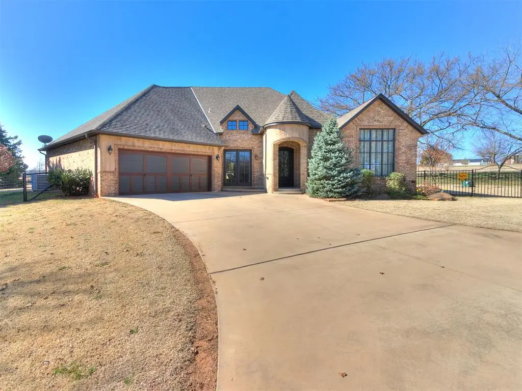 24801 N Post Road, Arcadia, OK 73007 - #1