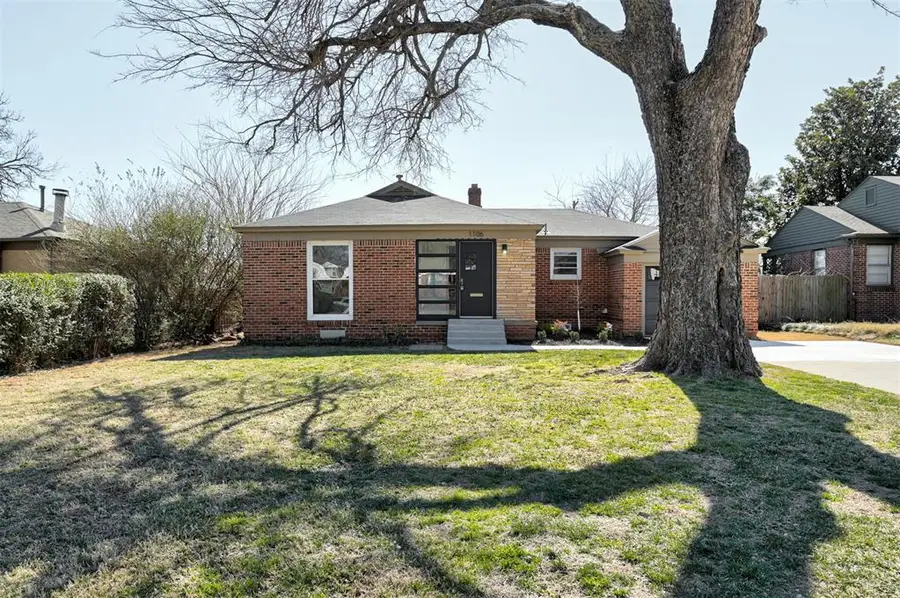 1106 Fenwick Place, Nichols Hills, OK 73116 - #3