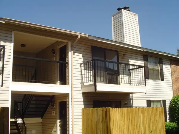 3000 Chautauqua Avenue #219, Norman, OK 73072