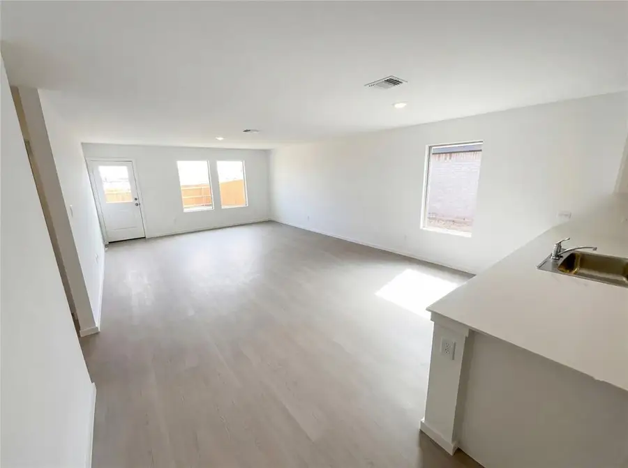 3720 Los Cabos Drive, Mustang, OK 73064 - #3