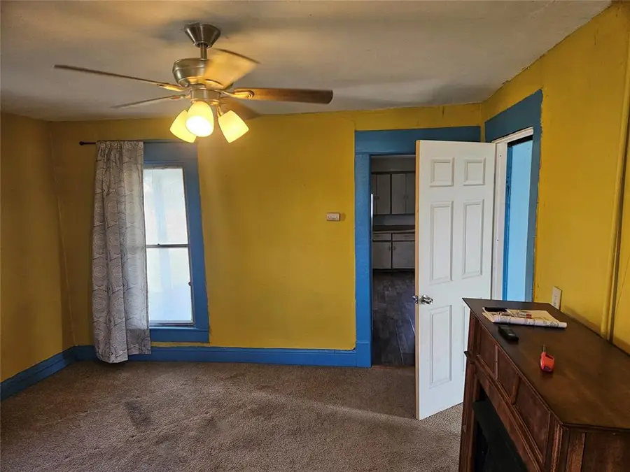 1106 S 11th Street, Frederick, OK 73542 - #2