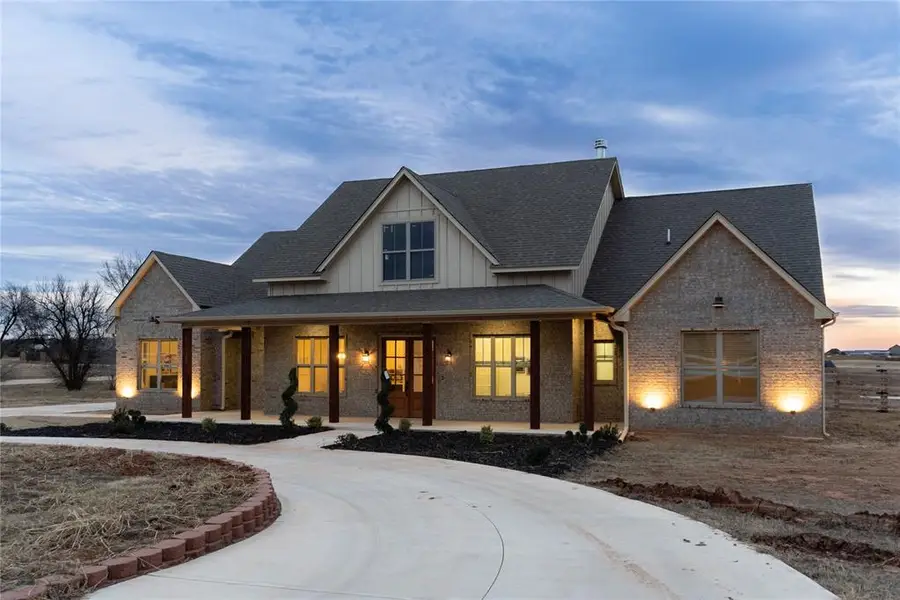 9451 W Charter Oak Road, Edmond, OK 73025 - #2