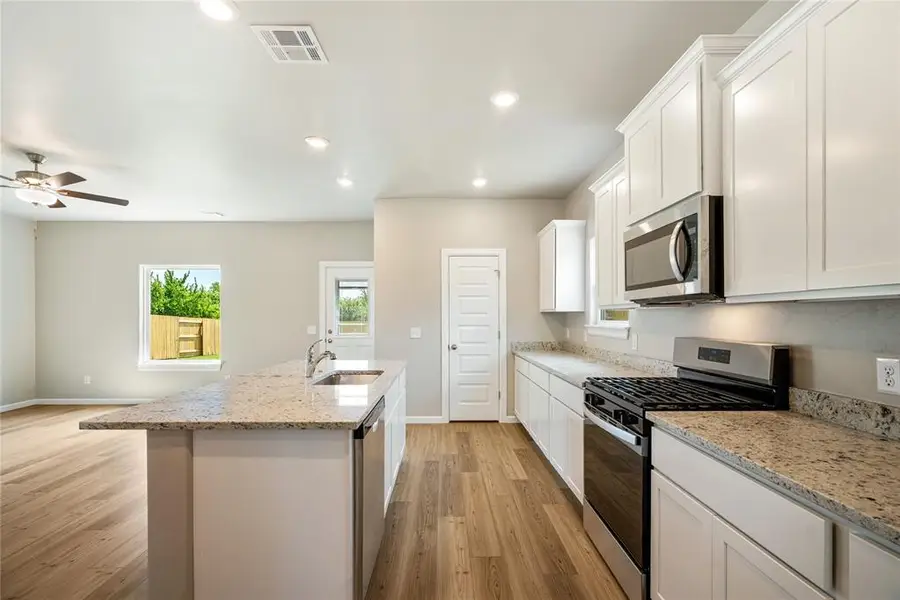 2107 Palmatum Road, El Reno, OK 73036 - #3