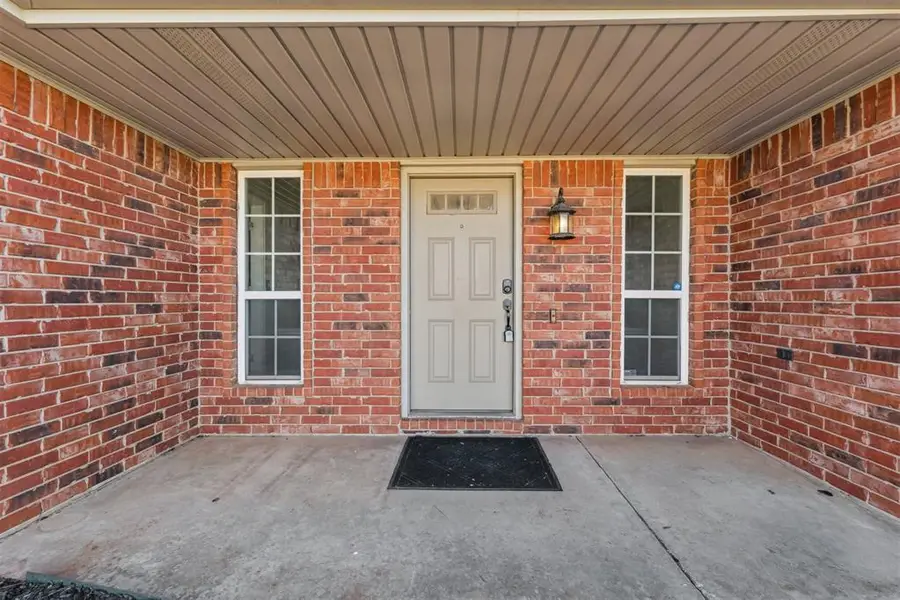 2504 SE 11th Street, Moore, OK 73160 - #2