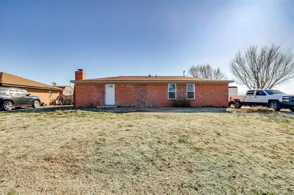 645 S Spencer Street, Hinton, OK 73047 - #1
