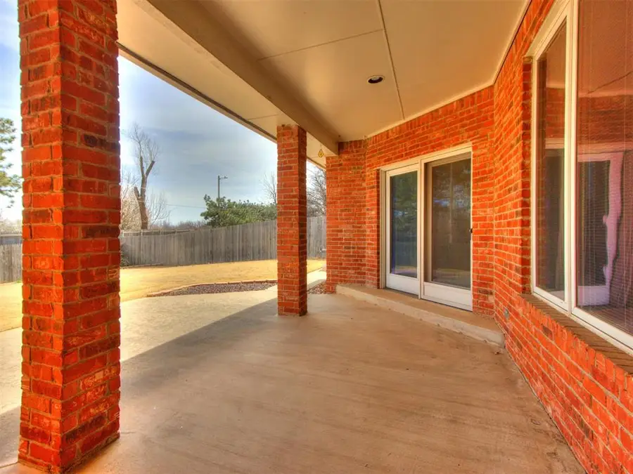 4712 N Cromwell Avenue, Oklahoma City, OK 73112 - #3