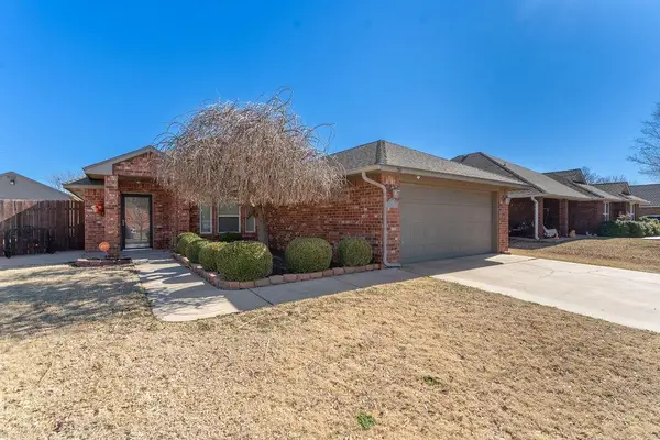 211 Granite Wash Street, Clinton, OK 73601