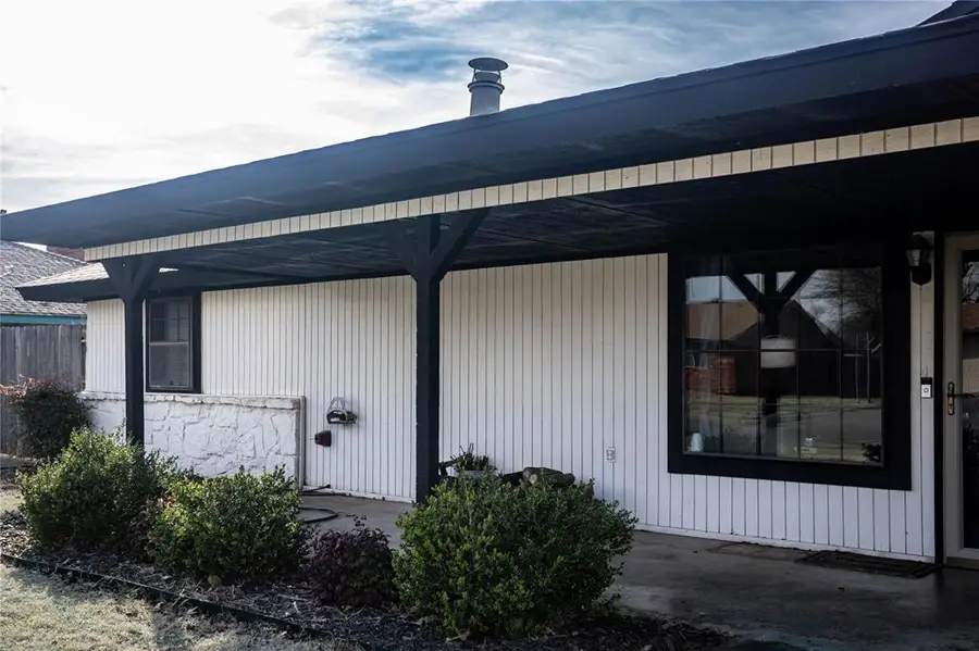 1404 Plains Avenue, Weatherford, OK 73096 - #3