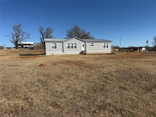 627 W 5th Street, Hydro, OK 73048
