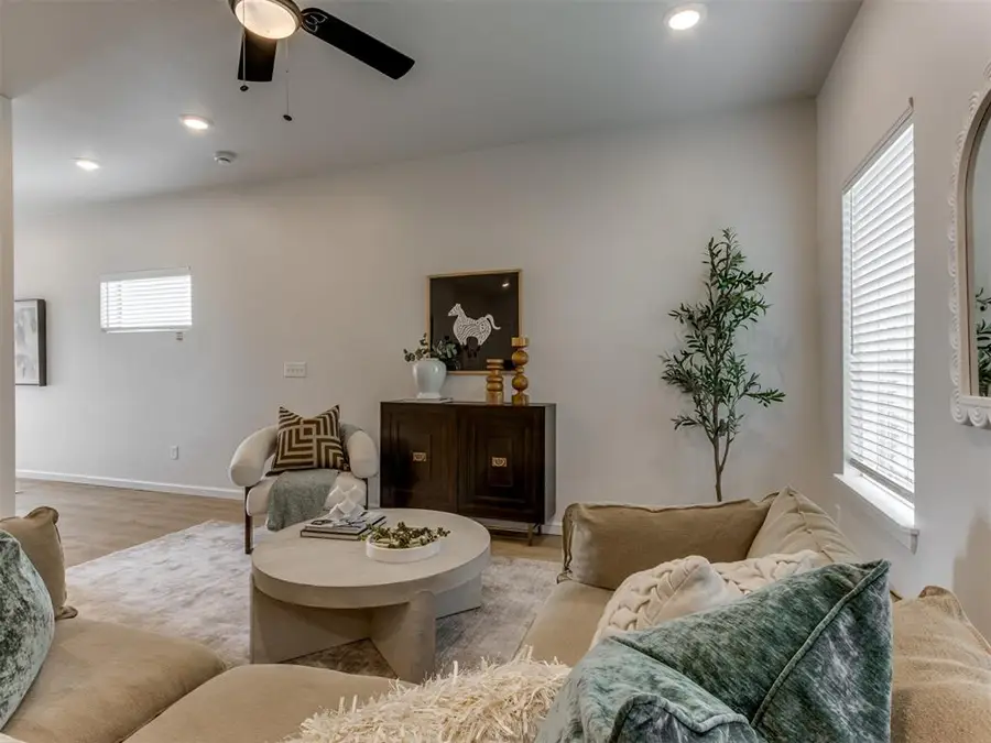 19508 Horseshoe Avenue, Edmond, OK 73012 - #3