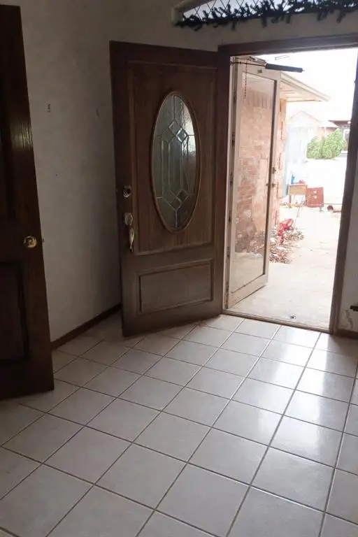 9216 Lakecrest Drive, Oklahoma City, OK 73159 - #2