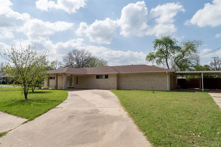 515 W Tennessee Avenue, Pauls Valley, OK 73075 - #2