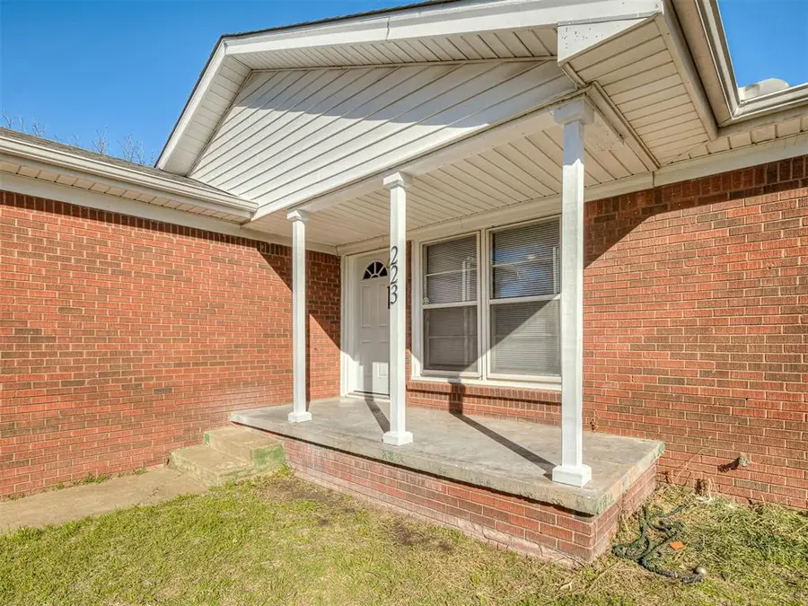 223 E Jacobs Drive, Midwest City, OK 73110 - #3