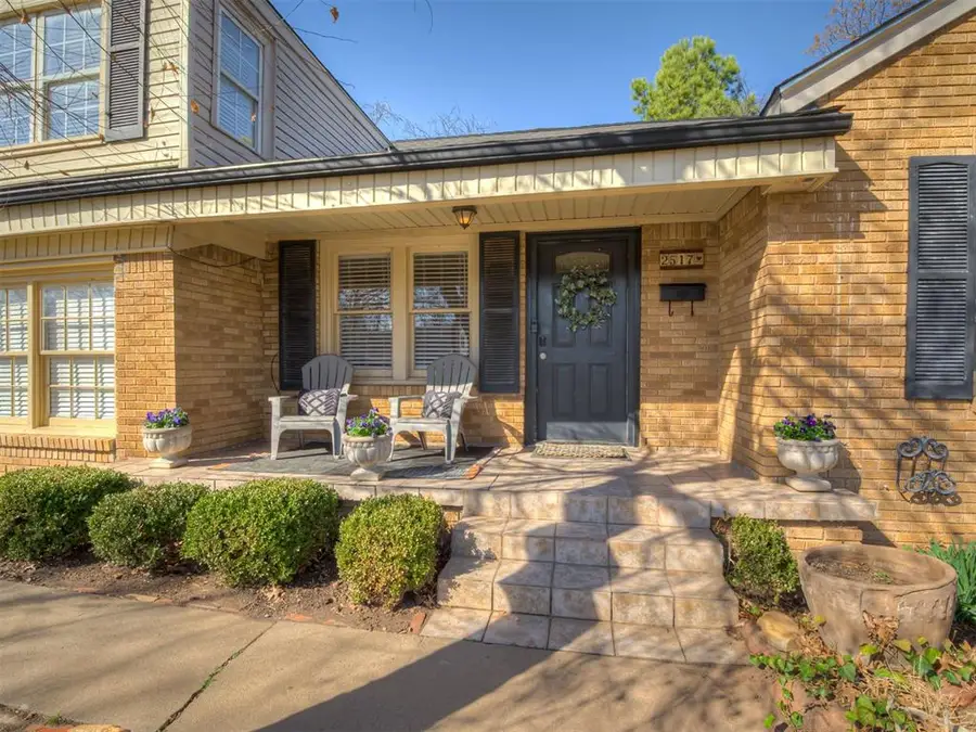 2517 NW 27th Street, Oklahoma City, OK 73107 - #2