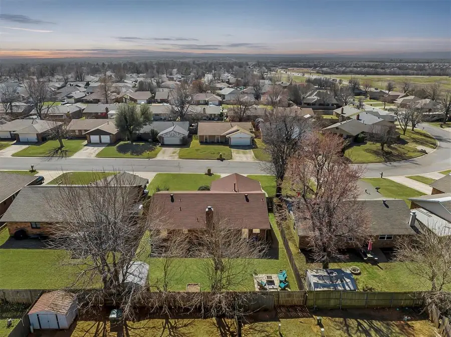 10445 Birkenhead Road, Yukon, OK 73099 - #2