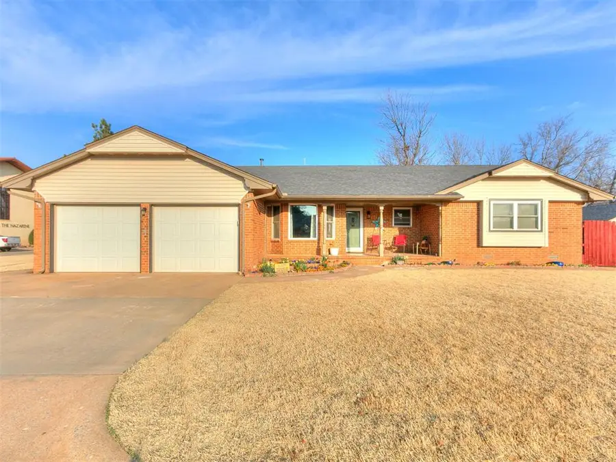 1321 S Oak Street, Kingfisher, OK 73750 - #3