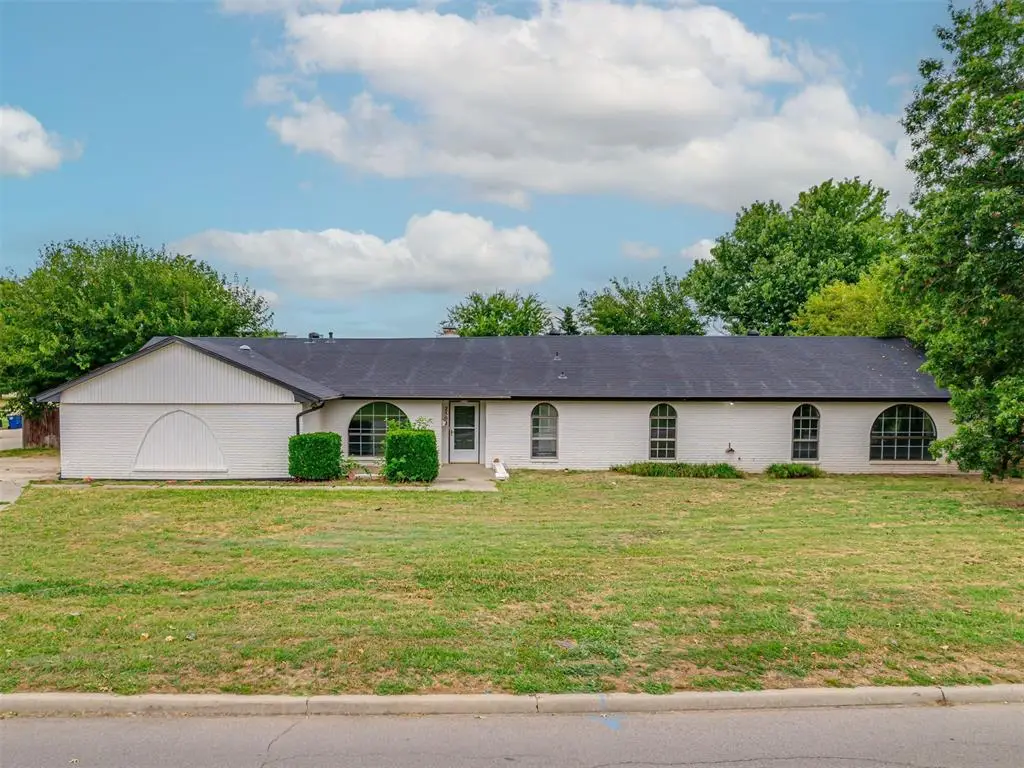 2502 Ridgecrest Drive, El Reno, OK 73036 - #1