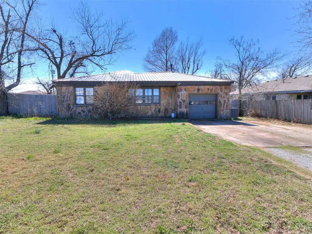 545 W Poplar Street, Shawnee, OK 74801 - #1
