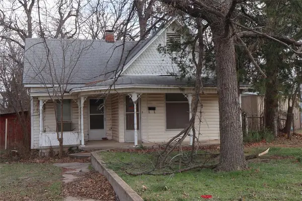 912 SW 5th Street, Lawton, OK 73501