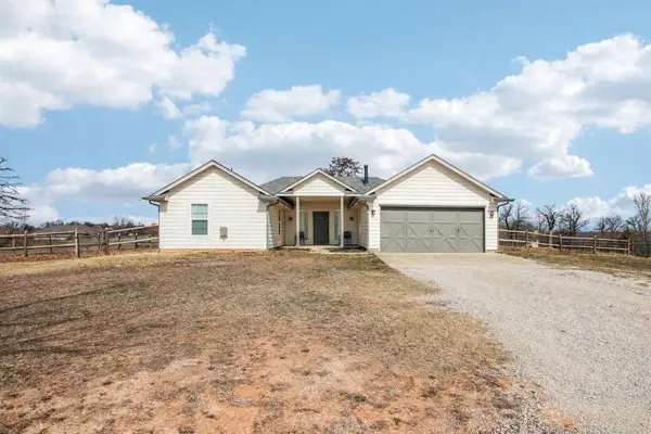 17291 Cottonwood Court, Newalla, OK 74857