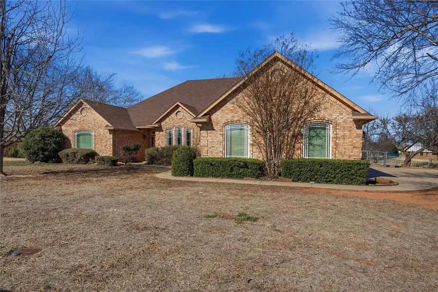 3304 Pondridge Road, Chickasha, OK 73018 - #2
