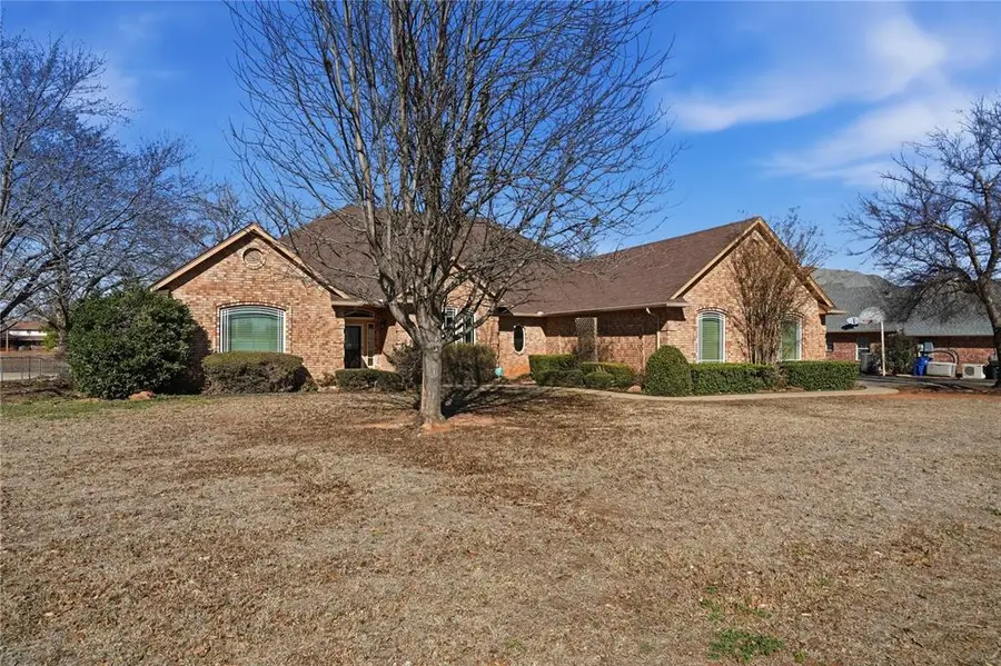 3304 Pondridge Road, Chickasha, OK 73018 - #3