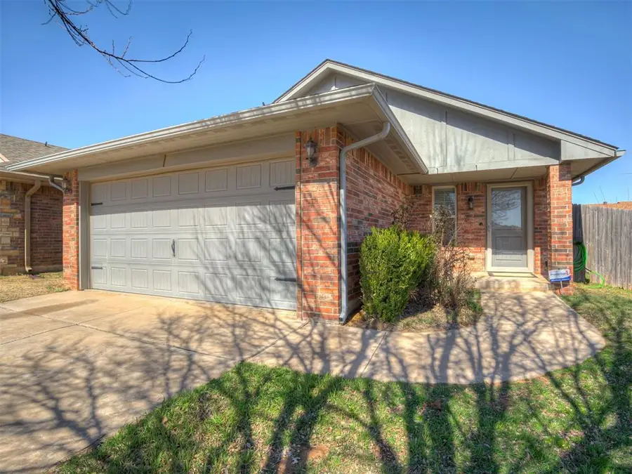 11917 SW 8th Street, Yukon, OK 73099 - #3