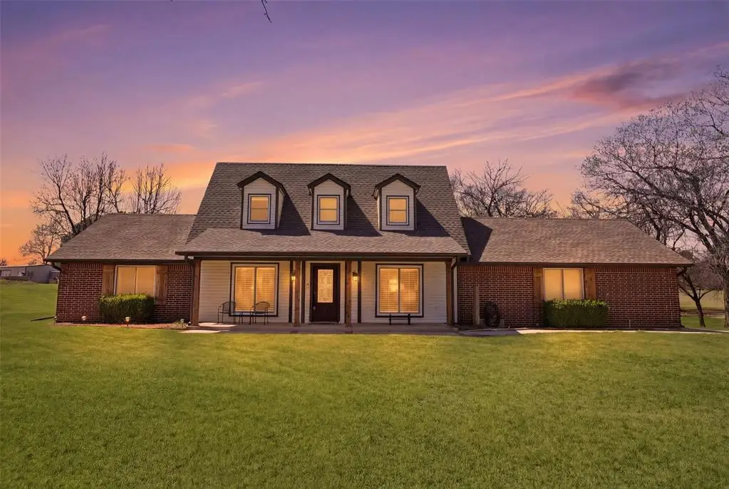 319 E Cedar Drive, Tuttle, OK 73089 - #1