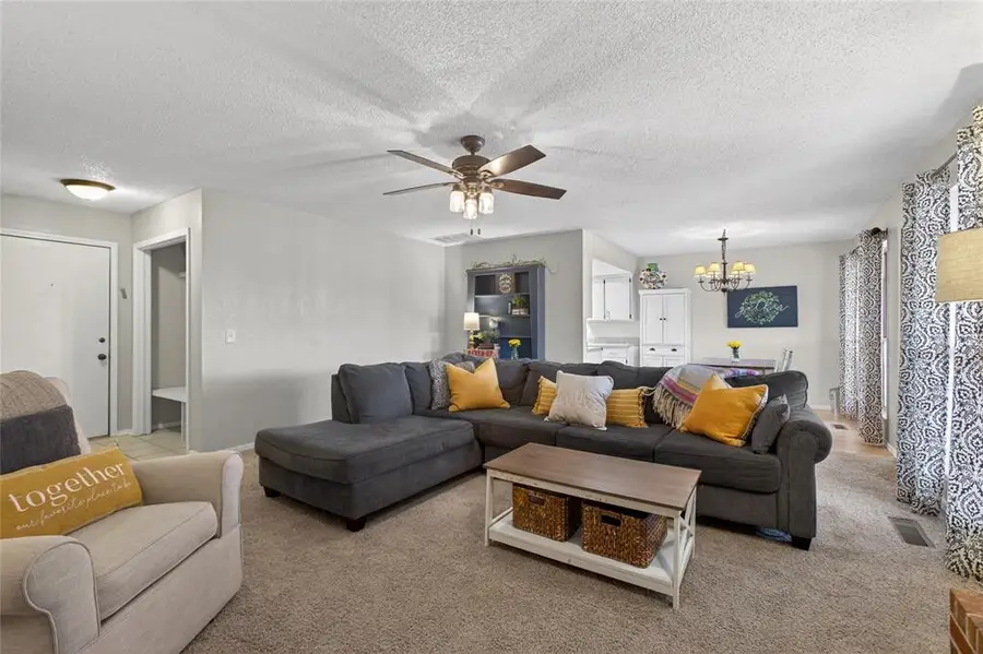 827 Lancaster Drive, Yukon, OK 73099 - #3