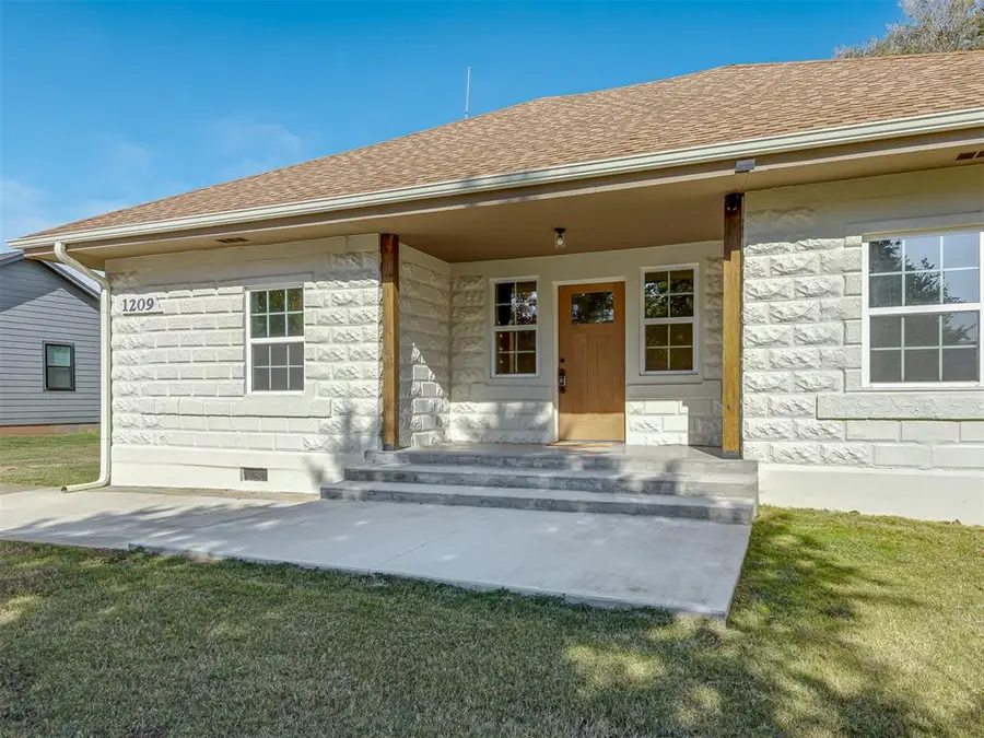 1209 E Oak Street, El Reno, OK 73036 - #3