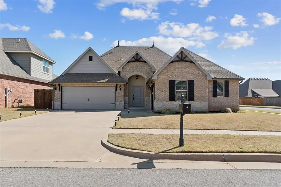 18812 Trailview Way, Edmond, OK 73012 - #2
