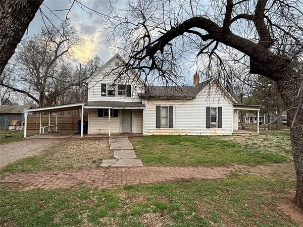 521 E Vilas Avenue, Guthrie, OK 73044