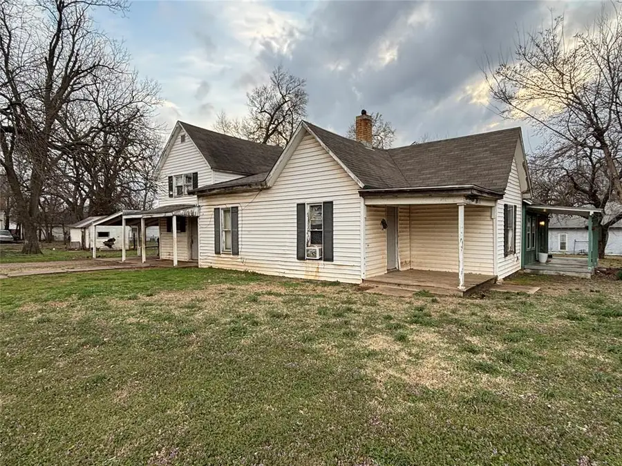 521 E Vilas Avenue, Guthrie, OK 73044 - #3